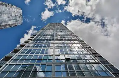 2916 Hwy 7 N/A Unit# 2105 Vaughan Ontario L4K 0K6