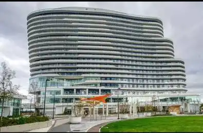 2520 Eglinton Avenue Unit# 1711 Mississauga Ontario L5M 0Y2