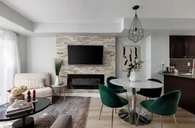 35 Elsie Lane Unit# 146 Toronto W02 Ontario M6P 3N3