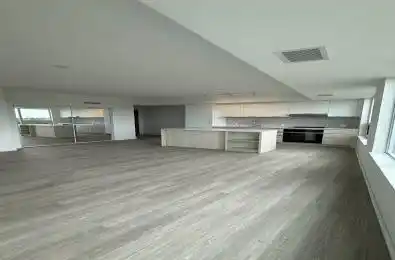 8188 Yonge Street Unit# 805 Vaughan Ontario L4J 1W5