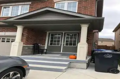 31 Banbridge Crescent Brampton Ontario L6X 5L9