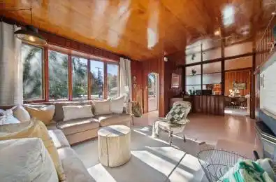 42 Paul Street Prince Edward County Ontario K0K 2T0