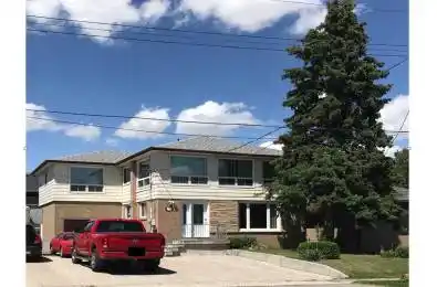 29 LANGSTONE Crescent Halton Hills Ontario L7G 4N2