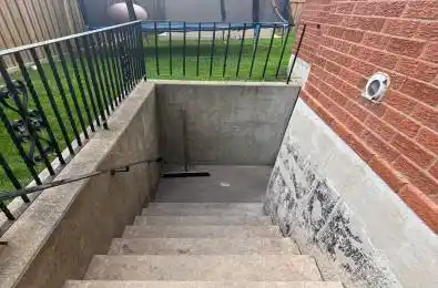 1150 Lambton Drive Oakville Ontario L6J 7K4