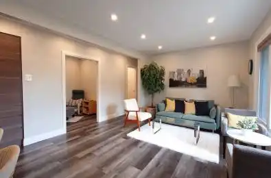 2 ALGONQUIN Crescent London East Ontario N5W 1N4