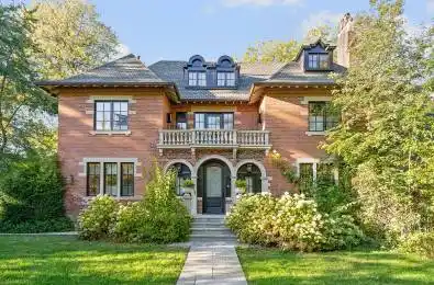 62 Maple Avenue Toronto C09 Ontario M4W 2T7