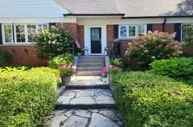 27 Wood Glen Road Toronto E06 Ontario M1N 2V6
