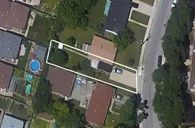 388 East 25th Street Hamilton Ontario L8V 3B1