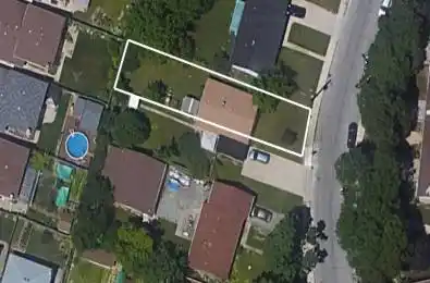 386 East 25th Street Hamilton Ontario L8V 3B1