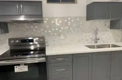 9 Dopp Crescent Brampton Ontario L6P 4C8