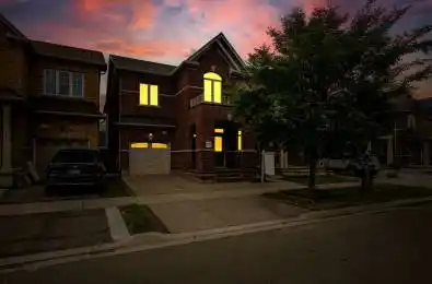 86 Humberstone Crescent Brampton Ontario L7A 4C1