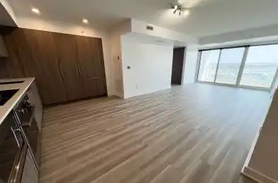 17 Bathurst Street Unit# 2515 Toronto C01 Ontario M6A 2E1