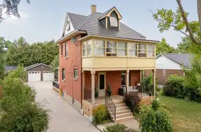 12 Elizabeth Street Clearview Ontario L0M 1G0