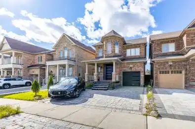102 MACTIER Drive Unit# UPPER Vaughan Ontario L4H 4T9
