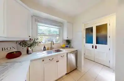 6699 Falconer Drive Unit# 28 Mississauga Ontario L5N 2E3