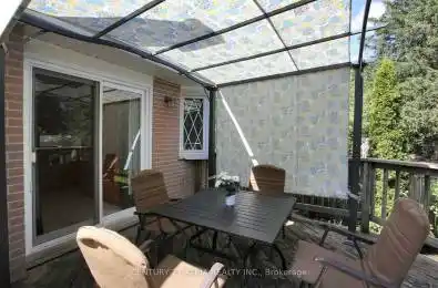 16 Brightbay Crescent Markham Ontario L3T 1C1