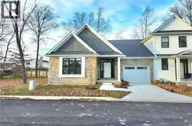 15 SHAMROCK Common St. Catharines Ontario L2S 2B7