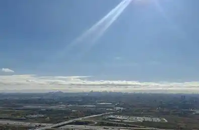 225 Commerce Street Unit# 6002 Vaughan Ontario L4K 0R1