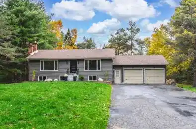 16 Hillview Crescent Springwater Ontario L9X 1N4