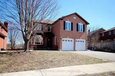 207 Kensit Avenue Newmarket Ontario L3X 1S6