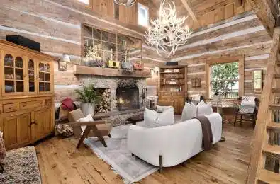 123 Happy Valley Road Blue Mountains Ontario L9Y 0N8