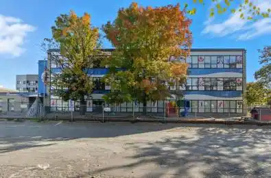 641 Sladen Avenue Unit# 2nd & 3rd Floor Overbrook - Castleheights 