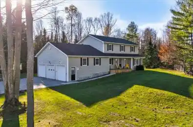 14 Bronze Bird Crescent Clearview Ontario L0M 1N0