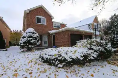28 Bauer Crescent Markham Ontario L3R 4H4
