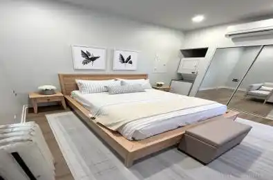 596 Church Street Unit# 1A Toronto C08 Ontario M4Y 2E5