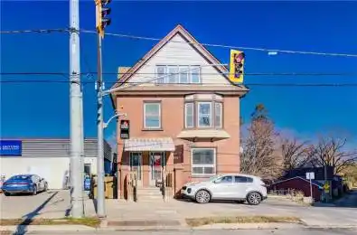 698 King Street Kitchener Ontario N2G 1E2