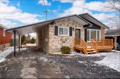 814 Alice Street Cornwall Ontario K6H 4S6