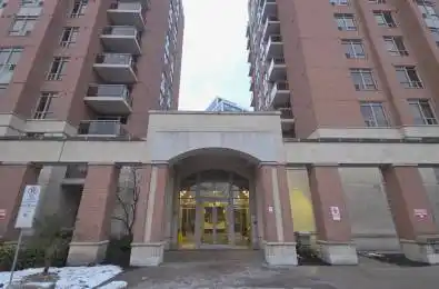 75 King William Crescent Unit# 812 Richmond Hill Ontario L4B 0C1