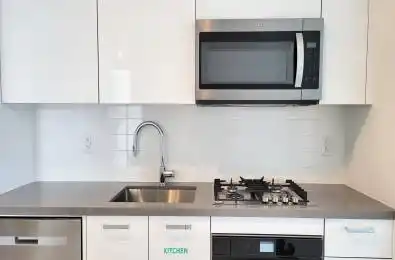 195 McCaul Street Unit# 1510 Toronto C01 Ontario M5T 0E5