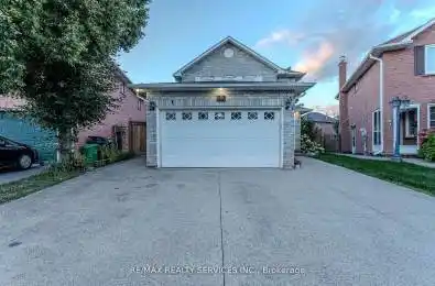 32 Heddon Court Brampton Ontario L6Z 4H2