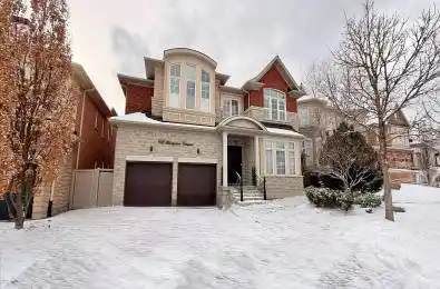 92 Heintzman Crescent Vaughan Ontario L6A 4T1