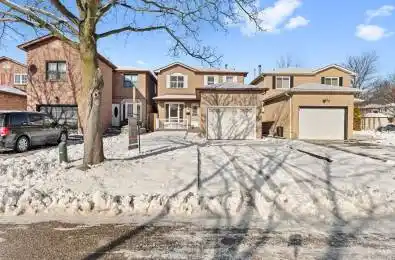 18 Charlton Crescent Ajax Ontario L1S 4B8
