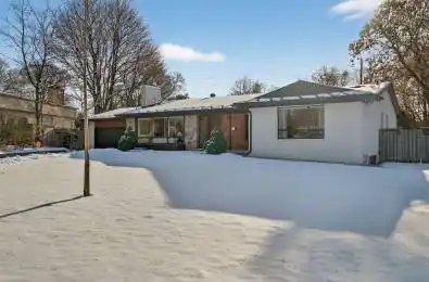 5 Sulgrave Crescent Toronto C12 Ontario M2L 1W5