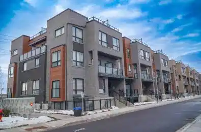 14 Lytham Green Circle Unit# 24 Newmarket Ontario L3Y 0H3