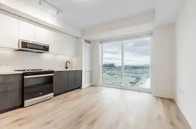 5 York Garden Way Unit# 603 Toronto W04 Ontario M6A 2V1