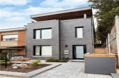 132 Shaw Street Unit# C Toronto C01 Ontario M6J 2W5