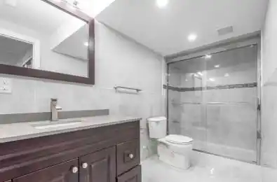 5 Troyer Street Brampton Ontario L7A 4T4