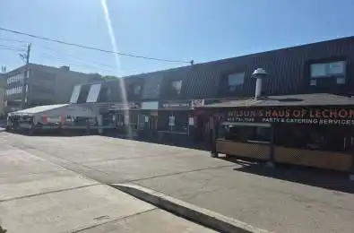 365A Wilson Avenue Unit# #209 Toronto C06 Ontario M3H 1T3