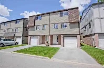 16 New Port Way Markham Ontario L3T 5G4