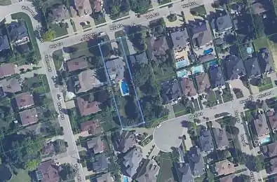 197 May Avenue Richmond Hill Ontario L4C 3S8