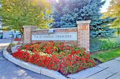 11 Oneida Crescent Unit# 1004 Richmond Hill Ontario L4B 0A1