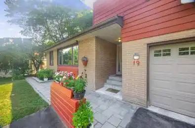 19 Talwood Drive Toronto C13 Ontario M3B 2P4