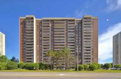 17 Knightsbridge Road Unit# 804 Brampton Ontario L6T 3X9