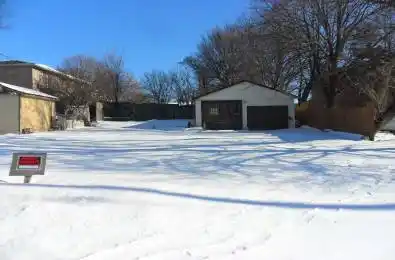 367 Centre Street Oshawa Ontario L1H 4B6