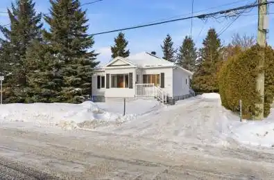 521 Nelson Street Out of Area Ontario K6A 2K3