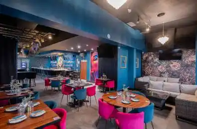 2055 DUNDAS Street Mississauga Ontario L4X 2W1